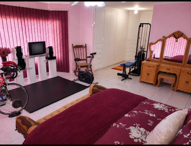 5 BEDROOM FREEHOLD FOR SALE IN CASHAN